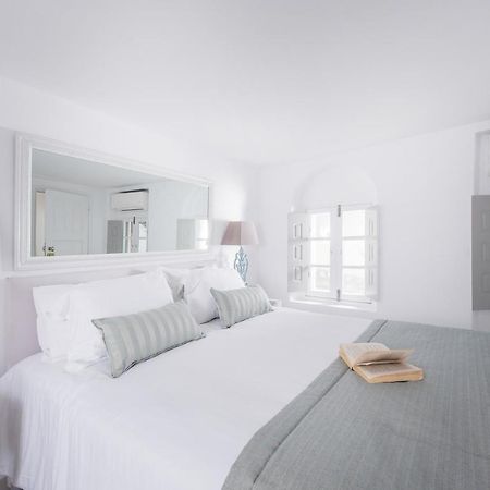 Aqua Mare Luxury Suites Imerovigli  Exteriör bild