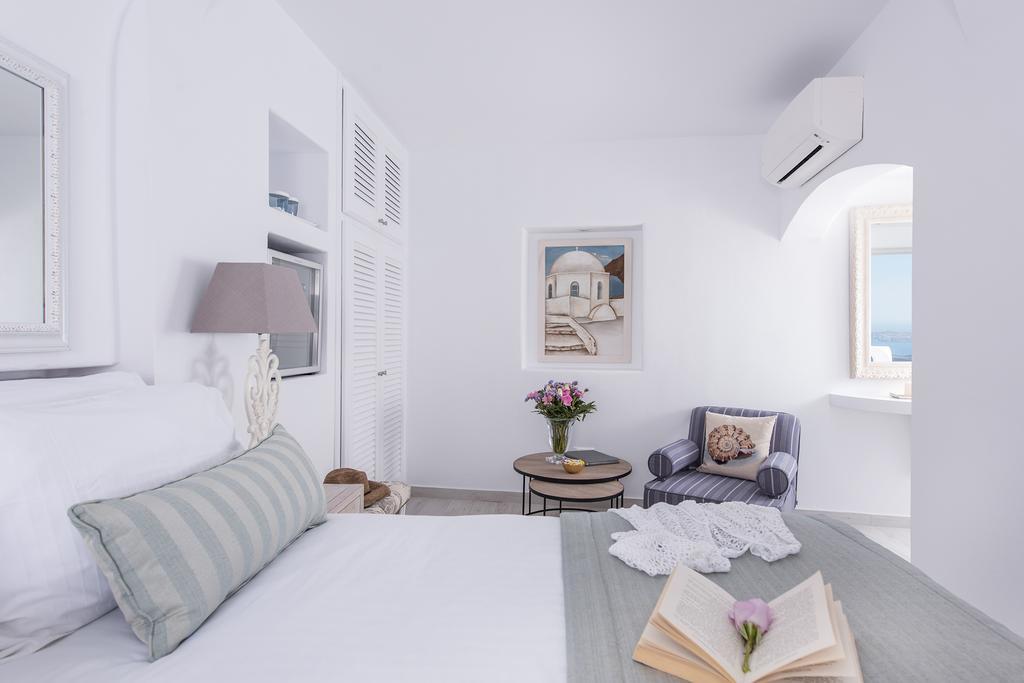 Aqua Mare Luxury Suites Imerovigli  Exteriör bild