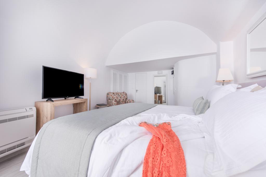 Aqua Mare Luxury Suites Imerovigli  Exteriör bild